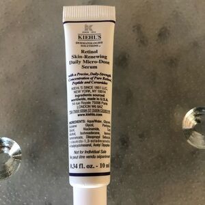 Kiehl’s Retinol Skin-Renewing Daily  icro-Dose Serum. ** NEW ** .34 oz